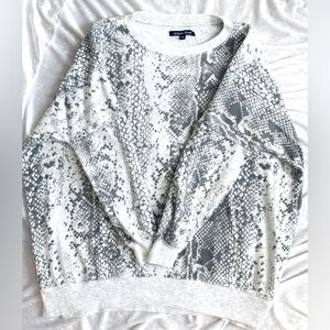 Ocean Drive Snake Print Jersey Crew Sweater (Medium)